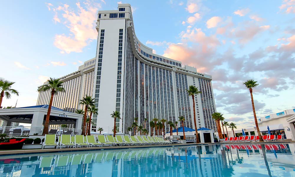 westgate hotel and casino las vegas fountain