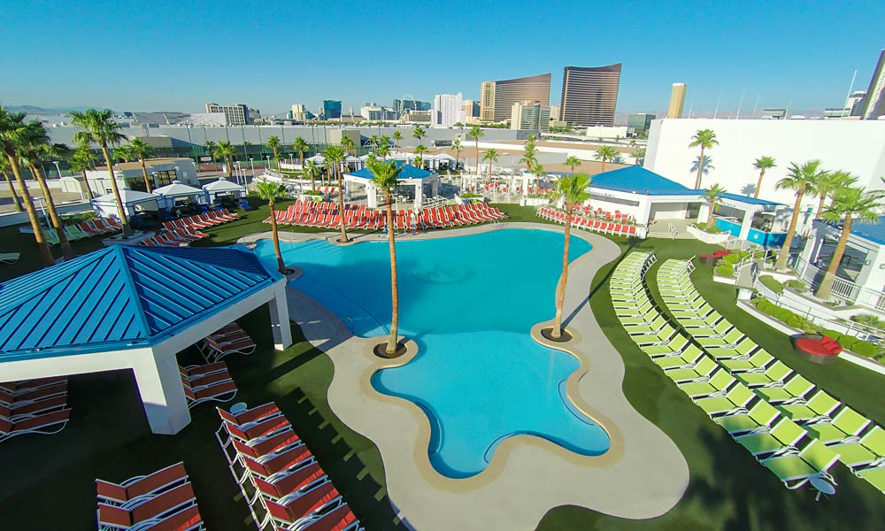 Westgate_Las_Vegas_Resort_and_Casino_Pool_03