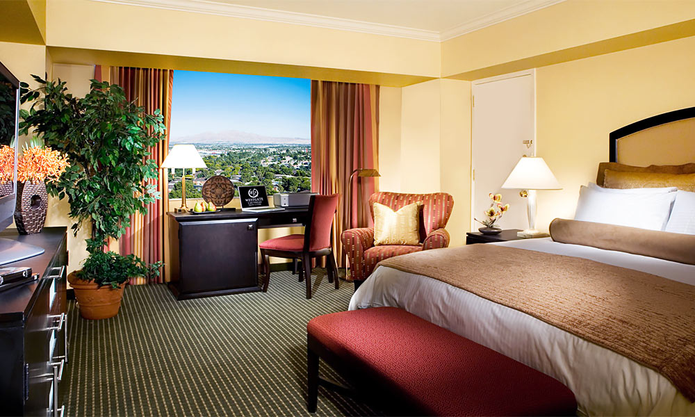 Westgate_Las_Vegas_Resort_and_Casino_Premium_Room_01