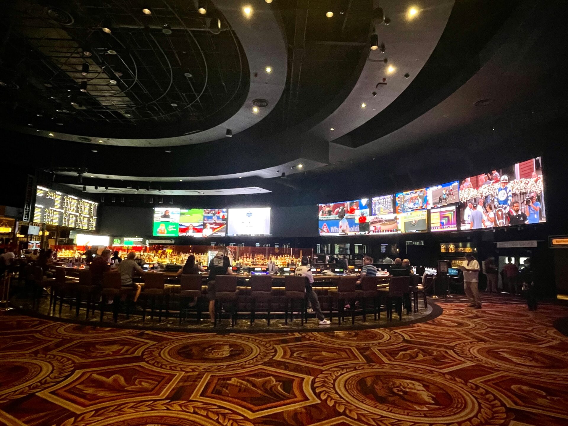 Top 5 Sportsbooks in Las Vegas Gameday is here!